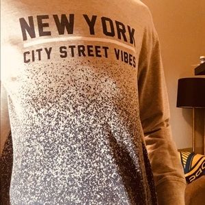 Very new H&M shirt